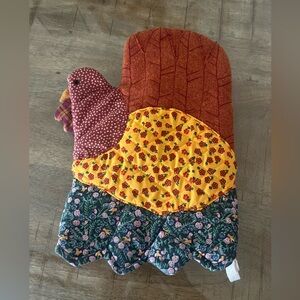 New vintage Russ rooster oven mitt patchwork